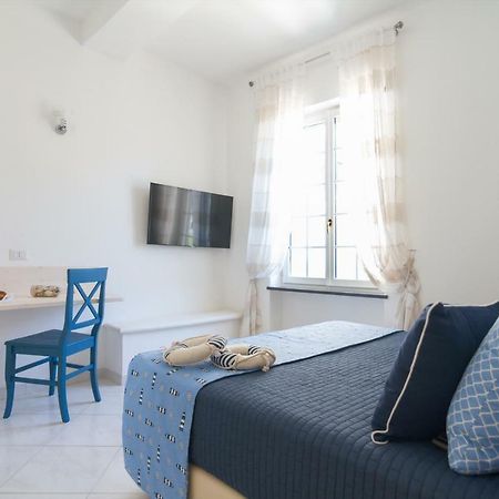 Aquamarine Relaxing Capri Suites Exterior foto